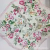 Lenço Estampado Clássico Novo para Primavera, Outono e Inverno 70 Quadrado Lenço Popular Lenço Longo de Gaze Lenço de Seda Protetor de Pescoço Lenço Quente para Mulheres