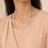 Joyería transfronteriza europea y americana simple exquisita cadena de clavícula accesorios de personalidad elegante collar de cadena retorcida multicapa de hueso de serpiente para mujer