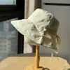 Sombrero de Protección Solar Nuevo Estilo Primavera y Verano, Delgado de Algodón Puro con Lunares Blancos y Negros y Moño, Sombrero de Sol Casual Versátil para Mujer, Moderno
