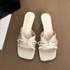 Sandalias de Cuña Cuadradas de Verano 2026 con Lazo de Tacón Medio Chanclas para Mujer Moda Abiertas por Delante Uso en Exteriores