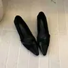 Zapatos de tacón de cuña de punta fina retro de corte bajo 2026 Nuevos Versátiles Cómodos Slip-on Mary Janes Elegantes Zapatos Pequeños de Cuero