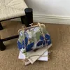 Nova Bolsa Bordada Estilo Chinês Feminina 2026 Nova Moda Verão Bolsa de Mão Corrente de Ombro Transversal Bolsa Concha