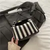 Bolso de Hombro o Mano de Lona Rayada Grande de Capacidad, Casual, Moda, Estilo Coreano Retro Literario Simple Fresco Pequeño, para Mujer