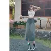 Saia jeans de cintura alta com fenda para mulheres, novo estilo verão 2026 em linha A, adequada para figuras baixinhas com corpo tipo pera, saia longa