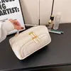 Bolsa de Cosméticos Portátil para Mujer 2026 Nueva Bolsa de Almacenamiento de Cosméticos Partitionada de Gran Capacidad Bolsa de Aseo para Viajes de Negocios
