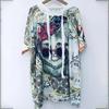 Camiseta de Tricô de Seda Gelada com Manga Curta Estampada com Strass Quente Feminina Verão 2024 Nova Blusa Solta com Capuz Tendência Ins
