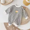 Estilo Coreano Estilo Ins para Bebés y Niños Pequeños Primavera y Otoño Nuevo 2026 Mono Rayado Versátil Lindo Traje de Oso de Dibujos Animados para Gatear