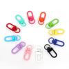 Llavero de Metal Pintado Color Caramelo Hebilla Colgante Hebilla de Puerta Perro Geométrico Hebilla de Resorte Material de Anillo Colgante para Joyería DIY Hecha a Mano