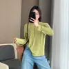 Camiseta con capucha de manga larga, teñida en hilo de doble hebra, estilo nuevo para principios de 2026, para mujer, corte holgado casual, caída suave, top versátil, chaqueta fina