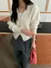 Cardigan de Tricô Liso com Decote V Estilo Coreano Doce Retrô Feminino 2026 Outono Inverno Nova Moda Emagrecedor Suéter Casaco Tendência