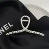 Pinza Metálica Plateada para el Cabello, Pinza de Garra Grande para Cabello Espeso, Aspecto de Alta Gama, Pinza de Tiburón, Accesorio Coreano para el Cabello, Pasador para Mujer