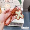 26 Letras Inglesas Llavero de Cuero para Coche Iniciales Exquisito Gama Alta Pareja Colgante para Mochila Escolar Regalo Venta al por Mayor