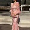 Ins estilo europeu e americano 2026 nova moda temperamento feminino top estampado com babados conjunto de saia sereia