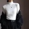 Capa base de punto de cuello alto para mujer 2026 Nuevo Otoño/Invierno Ropa interior Cuello medio alto Forro polar Manga larga Sentido del diseño Capa base