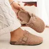 Nuevo modelo de comercio exterior: Zuecos peludos de imitación de lana de cordero para mujer, pantuflas de algodón cálidas y gruesas estilo Birkenstock con diseño cruzado de felpa, para cruzar la frontera