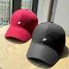 Gorra de béisbol de lana simple estilo coreano bordada con letras, gorra versátil para pareja, ala ancha, estiliza el rostro, gorra de mujer de moda