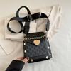 Bolsa pequena popular deste ano feminina verão pequena nova 2025 moda nova moda bolsa quadrada pequena ombro portátil bolsa mensageira