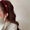 Diadema Roja Versátil para Mujer, Hace que la Cara Parezca Más Pequeña, Accesorio para el Cabello para Año Nuevo, Nuevo Estilo de Otoño e Invierno, Aspecto de Alta Gama, Pinza para el Cabello para Lavarse la Cara