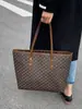 Bolsa Tote de Textura de Alta Qualidade para Mulheres 2025 Nova Moda Versátil para Deslocamento Transfronteiriço Saídas Grande Capacidade Ombro Único Transversal