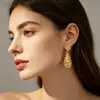 Pendientes Retro de Múltiples Estilos con Toque de Alta Gama Textura Exagerada Colgante Geométrico de Corazón Adornos de Oreja de Aleación Venta al por Mayor