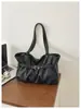 2026 Nueva Bolsa de Nube Plegada para Mujer, Bolso de Hombro de Alta Gama para Viajes Diarios de Gran Capacidad, Bolso Cubo Versátil Vintage de Mano