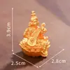 Diosa India de la Palabra Estatua de Buda Adorno para Coche Resina Loto Sentado Guanyin Bodhisattva Estatua Figura Artesanía