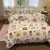 2026 Nuevo Juego de Ropa de Cama de Leche con Pompón Estilo Lindo, Funda de Edredón, Sábana Ajustable, Juego de Cuatro Piezas