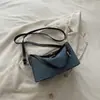 Elegante bolso de mujer 2026 otoño nuevo bolso de axila para el trabajo, bolso de hombro cruzado de diseño de nicho moderno y simple