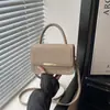 Bolso a cuadros de moda para mujer, nuevo bolso de hombro vintage para otoño e invierno 2026, bolso cruzado, bolso cuadrado pequeño casual para mujer