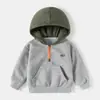 Sudadera de Primavera para Niños 2026 Nuevo Estilo Coreano Conjunto de Principios de Primavera Top de Manga Larga Patchwork Fresco y Elegante para Niños