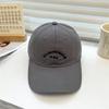 Gorra de Béisbol Nueva 2024 para Niños Verano Letras Cabeza Grande Gorra Wai Casual Combinación Perfecta Mostrar Cara Sombrero Pequeño para el Sol Moderno