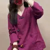 Novo top de manga comprida em algodão e linho com botões e decote V estilo chinês, nova coleção primavera/outono feminina, versátil e casual, com um look chique e elegante