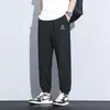 Pantalones deportivos casuales cruzados de secado rápido para hombre, corte holgado, estilo fino de verano, pantalones jogger de seda helada, nuevos pantalones de verano para hombre