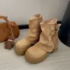 Botas de plataforma populares de tacón grueso versátiles de estilo retro para mujer, nuevo modelo otoño 2026, botines que aumentan la altura y estilizan para mujeres petite