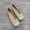Sapatos Mary Jane baixos retrô vermelhos para mulheres, novos mocassins para primavera e outono de 2026, sapatos de salto baixo estilo noite