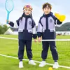 Nuevos Uniformes de Primaria y Secundaria, Chaquetas de Tres Piezas, Uniformes de Jardín de Infancia, Uniformes de Clase de Otoño e Invierno para Niños, Trajes para Día Deportivo