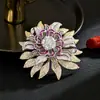 Nuevo Estilo Chino Lujoso Retro Flores Florecientes Diseño de Alta Gama Broche para Mujer Lujo Ligero Versátil Accesorios para Ropa