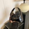 Pequena bolsa de crowdsourcing feminina 2024 nova moda outono e inverno bolsa de ombro de alta qualidade bolsa crossbody bolsa de bolinho