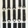 Sapatos, roupas, chapéus e bolsas: fita de nylon preta, alças de suspensão combinadas, etiquetas de metal, argolas D triangulares e peças de fita de velcro - a1395