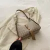 Bolso de Hombro Retro Estilo Francés Nuevo Invierno 2025, Bolso de Hombro de Tendencia Impreso Simple Versión Coreana, Bolso de Mano Bloqueo de Color