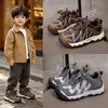 Zapatos Deportivos Antideslizantes para Niños 2026 Otoño/Invierno Nuevo Estilo Zapatos de Entrenamiento Alemanes para Niños Versátiles Suela Suave Estudiante Más Terciopelo Zapatos para Correr para Niños Grandes