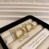 Pendientes Cuadrados Geométricos de Oro Simples para Mujer, Lujo Ligero, Gama Alta, Elegantes, Pendientes de Botón, Nuevo Estilo 2026, Pendientes Populares de Celebridades de Internet, Accesorios
