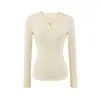 Camiseta Tendência Gola V Forrada com Fleece Manga Longa Outono Nova Moda Versátil Slim-Fit Cor Sólida Camisa Básica