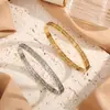 Pulseira de Titânio com Padrão da Grande Muralha, Novo Estilo Europeu e Americano, Banho de Ouro 18K, Simples, Fashion, Versátil e Não Desbota
