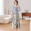 Elegante Vestido de Chiffon de Verão para Mães com Mangas Médias 2026 Novo Modelo para Mulheres de Meia-Idade Vestido Floral de Verão para Senhoras Nobres