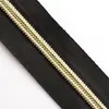 Fabricante Personaliza Cremalleras de Nylon con Dientes Tipo 3 y Tipo 5, Tiras de Dientes Electroplateadas para Bolsas de Empaque, Ropa, Textiles para el Hogar y Cremalleras con Dientes Metálicos de Imitación