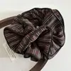 Scrunchie Dupla Camada Listrado Grande Retro Coreano para Mulheres, Design de Nicho Versátil, Elástico de Cabelo Atmosférico, Acessório de Cabelo