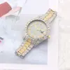 Nuevo Reloj de Moda Europea con Banda de Acero Aleado Incrustada con Diamantes y Tachuelas de Estrella, Pulsera Cubana Hip-Hop Transfronteriza Combinada con Reloj para Hombre