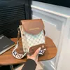 Bolsa Sencilla de Teléfono Móvil para Verano 2024 Nueva de Gama Alta a la Moda Bolso Cruzado Combinable con Todo Bolso de Hombro Elegante Bolso Cuadrado Pequeño