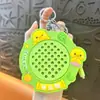 Pato de la suerte creativo tablero de dibujo de bola de acero magnético llavero divertido descompresión juguetes para estudiantes pequeño regalo llavero al por mayor